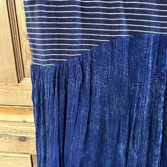 Holding Horses Small Blue White Striped Dress Short‎ Sleeve - Picture 6 of 9